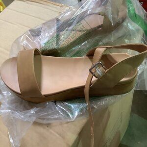 Women's Two Band Flatform Sandal